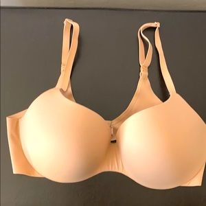 Victoria secret nude or black bra 34D